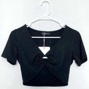 Trendy Circle Keyhole Crop Top